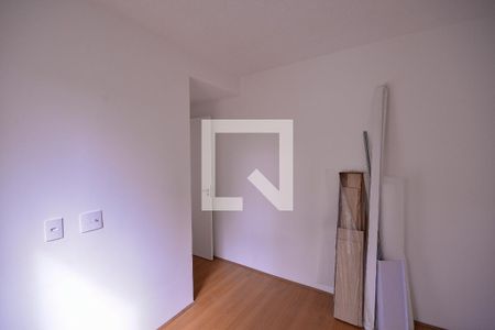 Quarto 2 de apartamento para alugar com 2 quartos, 40m² em Jardim São Savério, São Paulo