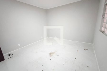 Casa à venda com 350m², 3 quartos e 4 vagas Casa à venda com 350m², 3 quartos e 4 vagasQuarto 1