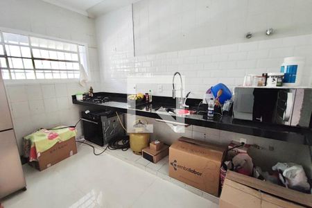 Casa à venda com 350m², 3 quartos e 4 vagas Casa à venda com 350m², 3 quartos e 4 vagasCozinha