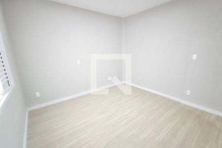 Casa à venda com 350m², 3 quartos e 4 vagas Casa à venda com 350m², 3 quartos e 4 vagasQuarto Suíte