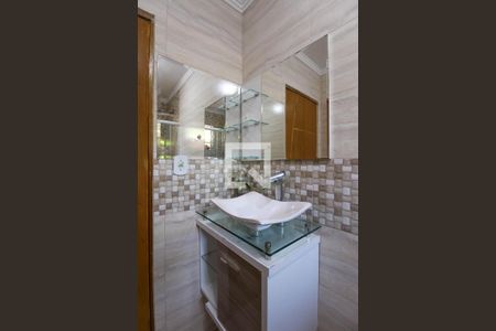 Banheiro de casa para alugar com 1 quarto, 100m² em Parque Novo Lar, São Paulo