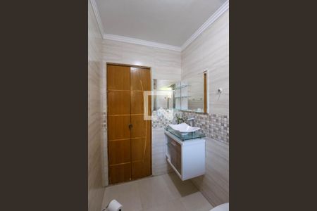 Banheiro de casa para alugar com 1 quarto, 80m² em Parque Novo Lar, São Paulo