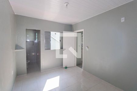 Quarto de casa para alugar com 1 quarto, 35m² em Vila Uniao (zona Leste), São Paulo