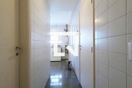 Apartamento para alugar com 245m², 4 quartos e 4 vagas Apartamento para alugar com 245m², 4 quartos e 4 vagasÁrea de Serviço