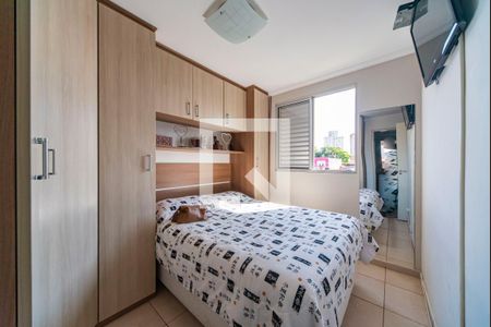 Quarto 1 de apartamento à venda com 2 quartos, 50m² em Parque São Vicente, Santo André