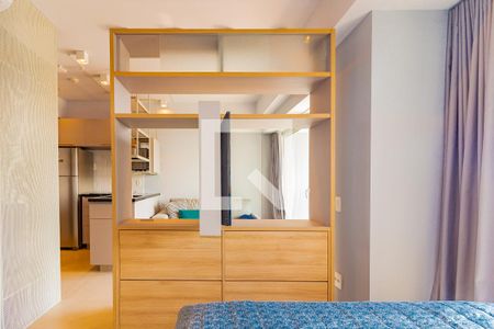 Sala de kitnet/studio para alugar com 1 quarto, 35m² em Butantã, São Paulo