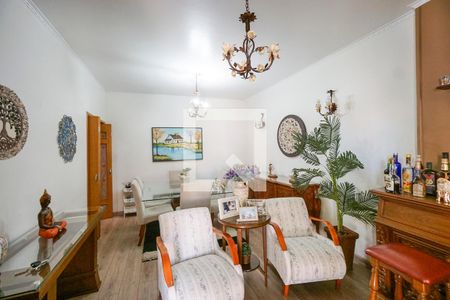 Sala de estar de casa à venda com 2 quartos, 180m² em Vila Carrao, São Paulo