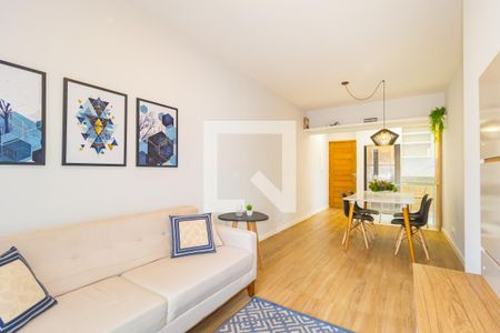 Sala de Estar de apartamento à venda com 3 quartos, 73m² em Vila Bertioga, São Paulo
