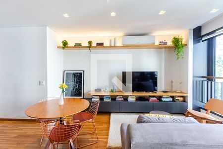 Sala/Cozinha de kitnet/studio para alugar com 1 quarto, 48m² em Indianópolis, São Paulo