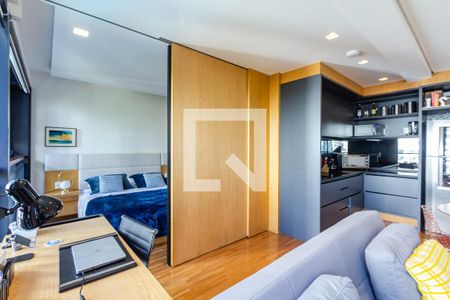 Sala/Cozinha de kitnet/studio para alugar com 1 quarto, 48m² em Indianópolis, São Paulo