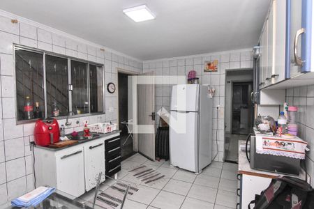 Casa para alugar com 100m², 2 quartos e 2 vagasCozinha