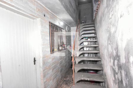 Casa para alugar com 100m², 2 quartos e 2 vagasQuintal