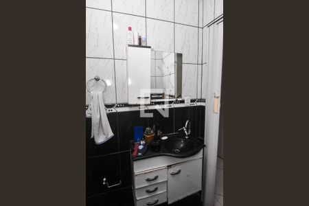 Casa para alugar com 100m², 2 quartos e 2 vagasBanheiro