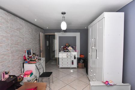 Casa para alugar com 100m², 2 quartos e 2 vagasQuarto 2