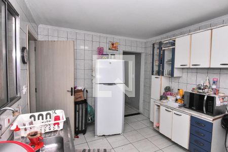 Casa para alugar com 100m², 2 quartos e 2 vagasCozinha