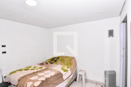 Quarto Suíte de casa para alugar com 2 quartos, 100m² em Jardim Três Marias, São Paulo