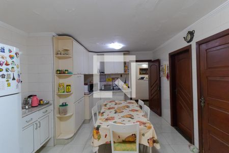 Casa à venda com 358m², 4 quartos e 3 vagasCozinha