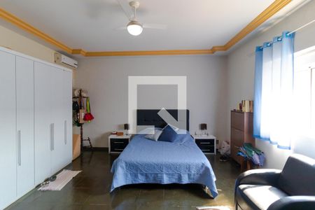 Casa à venda com 358m², 4 quartos e 3 vagasSuíte 01