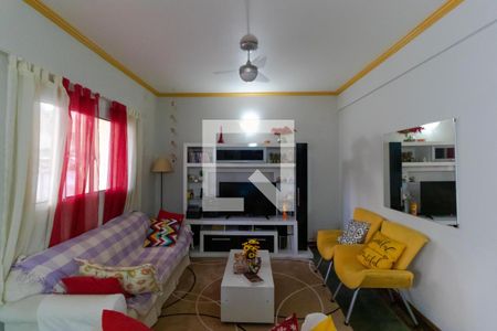 Casa à venda com 358m², 4 quartos e 3 vagasSalas