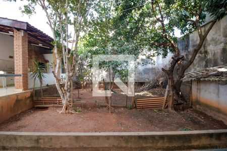 Casa à venda com 358m², 4 quartos e 3 vagasQuintal