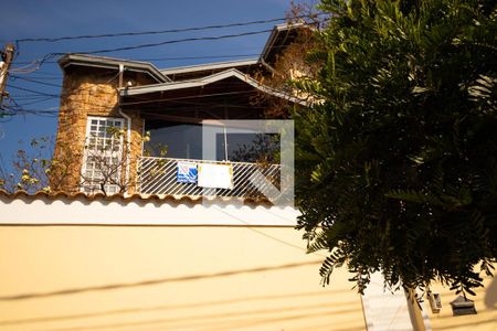 Casa à venda com 358m², 4 quartos e 3 vagasFachada