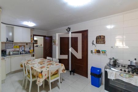 Casa à venda com 358m², 4 quartos e 3 vagasCozinha