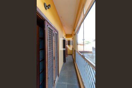 Casa à venda com 358m², 4 quartos e 3 vagasSacada das Suítes 02 e 03