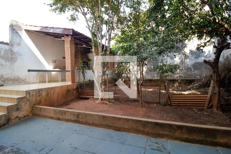 Casa à venda com 358m², 4 quartos e 3 vagasQuintal