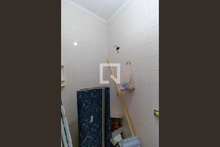 Casa à venda com 358m², 4 quartos e 3 vagasBanheiro de de Serviço