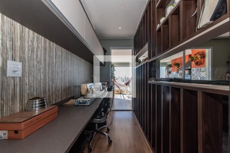 Apartamento à venda com 94m², 2 quartos e 2 vagasEscritório