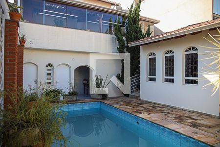 Casa à venda com 298m², 4 quartos e 3 vagasPiscina