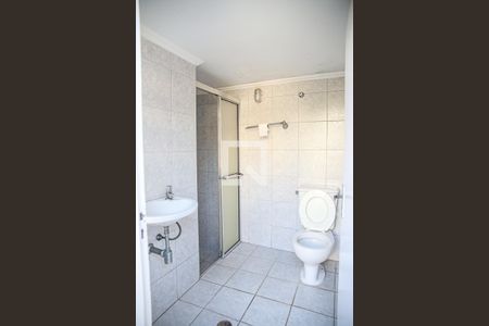 Casa à venda com 298m², 4 quartos e 3 vagasBanheiro de Serviço