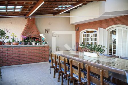 Casa à venda com 298m², 4 quartos e 3 vagasvaranda