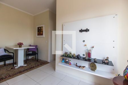 Sala de TV de apartamento para alugar com 2 quartos, 70m² em Jardim Tupanci, Barueri