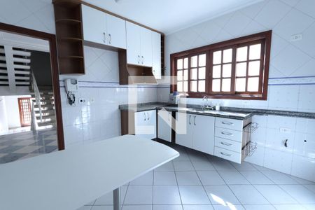 Casa à venda com 315m², 4 quartos e 2 vagasCozinha