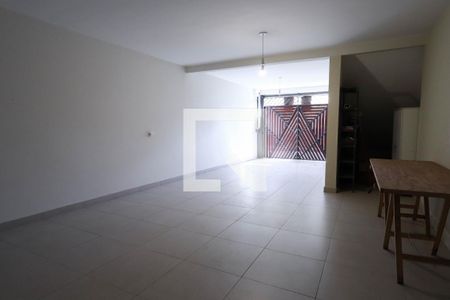 Casa à venda com 315m², 4 quartos e 2 vagasGaragem