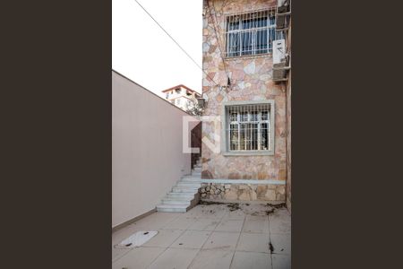 Casa à venda com 136m², 3 quartos e 1 vaga Casa à venda com 136m², 3 quartos e 1 vagaGaragem