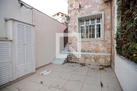 Casa à venda com 136m², 3 quartos e 1 vaga Casa à venda com 136m², 3 quartos e 1 vagaGaragem