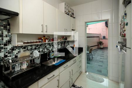 Casa à venda com 136m², 3 quartos e 1 vaga Casa à venda com 136m², 3 quartos e 1 vagaCozinha