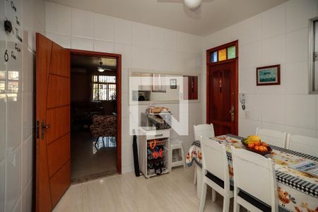 Casa à venda com 136m², 3 quartos e 1 vaga Casa à venda com 136m², 3 quartos e 1 vagaCopa