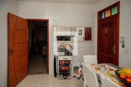 Casa à venda com 136m², 3 quartos e 1 vaga Casa à venda com 136m², 3 quartos e 1 vagaCopa