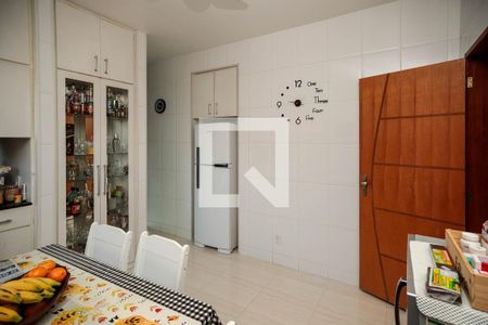 Casa à venda com 136m², 3 quartos e 1 vaga Casa à venda com 136m², 3 quartos e 1 vagaCopa