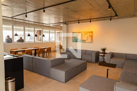 Apartamento para alugar com 28m², 1 quarto e sem vagaÁrea comum - Salão de festas