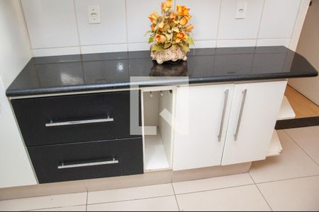 Casa para alugar com 650m², 4 quartos e 6 vagasCozinha 