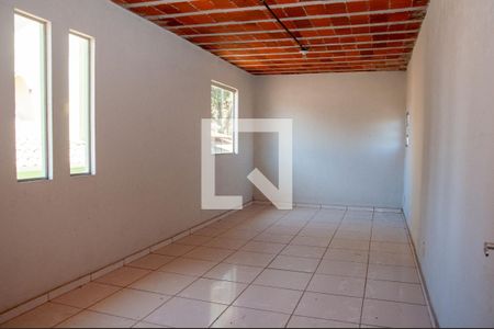 Casa para alugar com 650m², 4 quartos e 6 vagasEdícula 