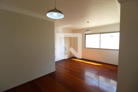 Sala de apartamento para alugar com 3 quartos, 102m² em Indianópolis, São Paulo