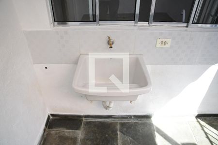 Casa para alugar com 60m², 1 quarto e sem vagaÁrea de Serviço