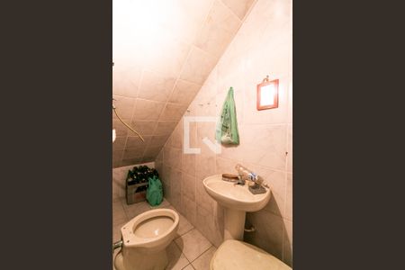 Casa à venda com 300m², 4 quartos e 4 vagasGaragem - Quarto de Serviço - Banheiro