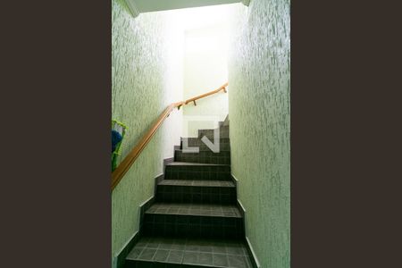 Casa à venda com 300m², 4 quartos e 4 vagasEscadas