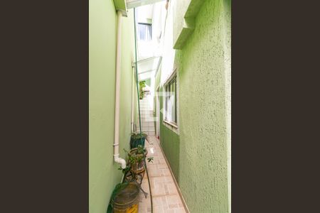 Casa à venda com 300m², 4 quartos e 4 vagasCorredor Externo